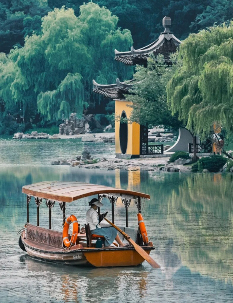 5_places_to_enjoy_spring_scenery_in_China-4.jpg 78805a221a988e79ef3f42d7c5bfd418 1749453993